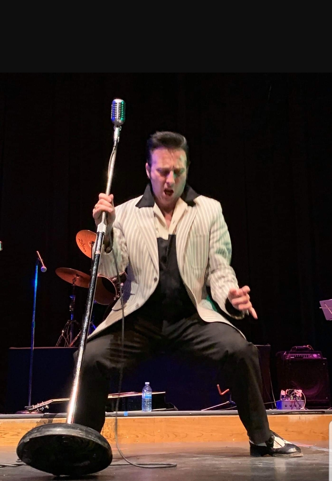 Adam T. Elvis live on stage